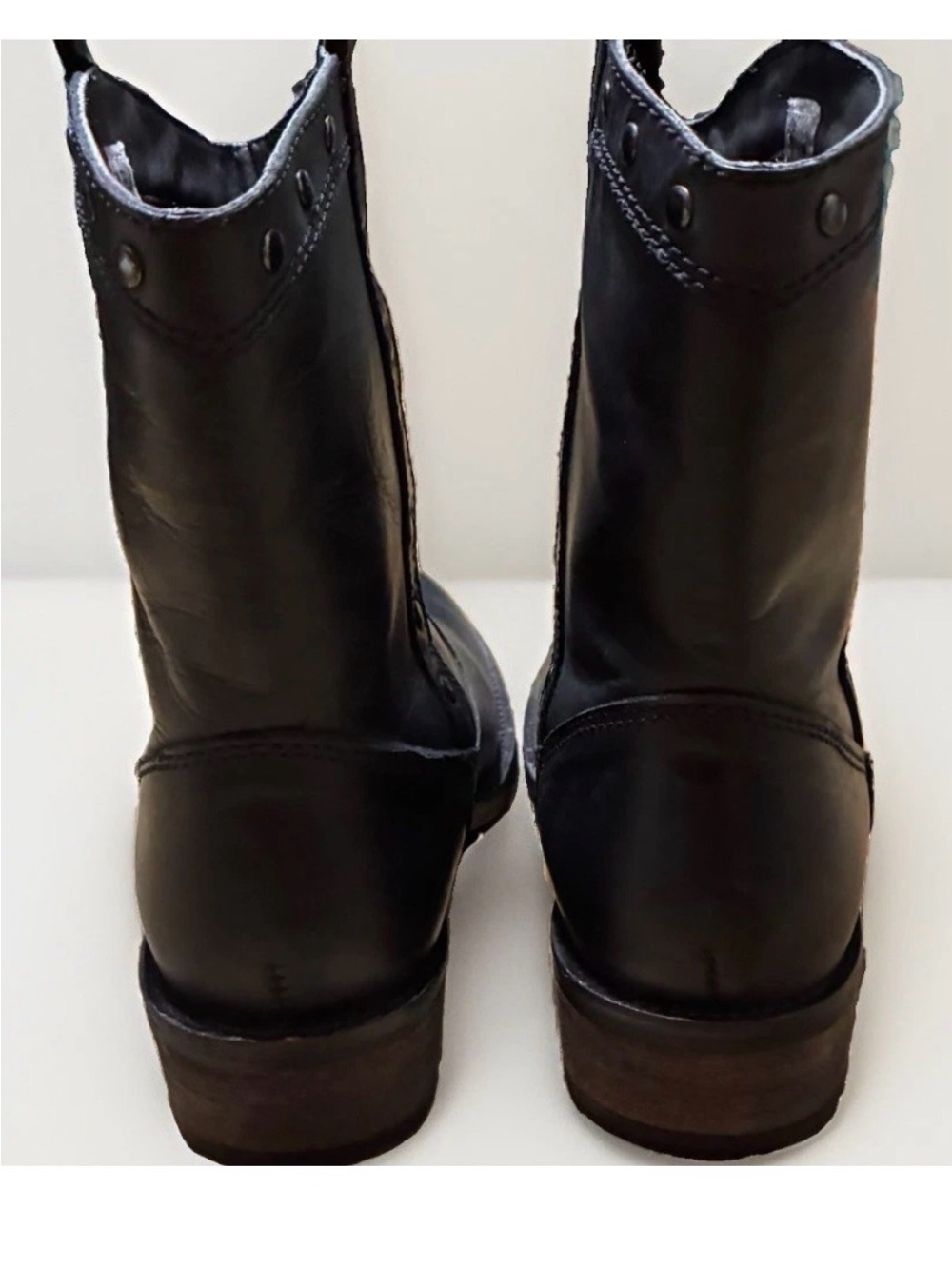 dingo Black Studded Leather Western Ankle Boots 7.5 Pull Loops Biker Cowgirl - Picture 4 of 8